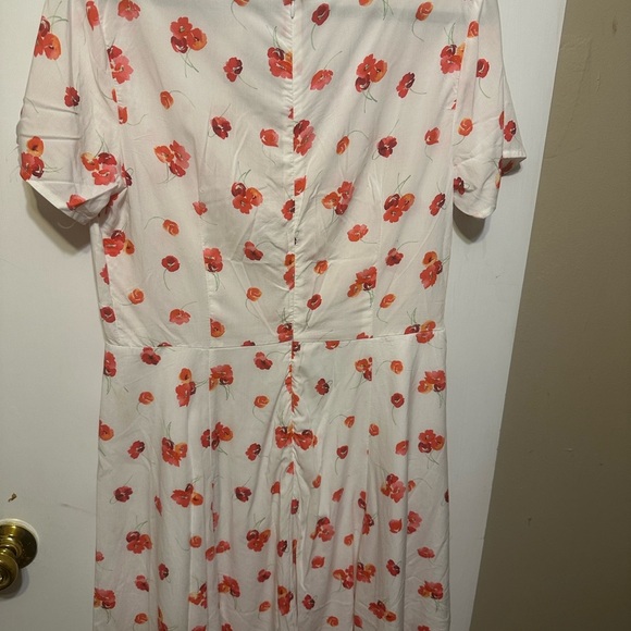 GAP White and Red Flutter Sleeve Sundress - Picture 6 of 9